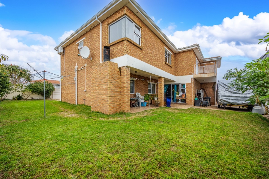 6 Bedroom Property for Sale in Rouxville Western Cape